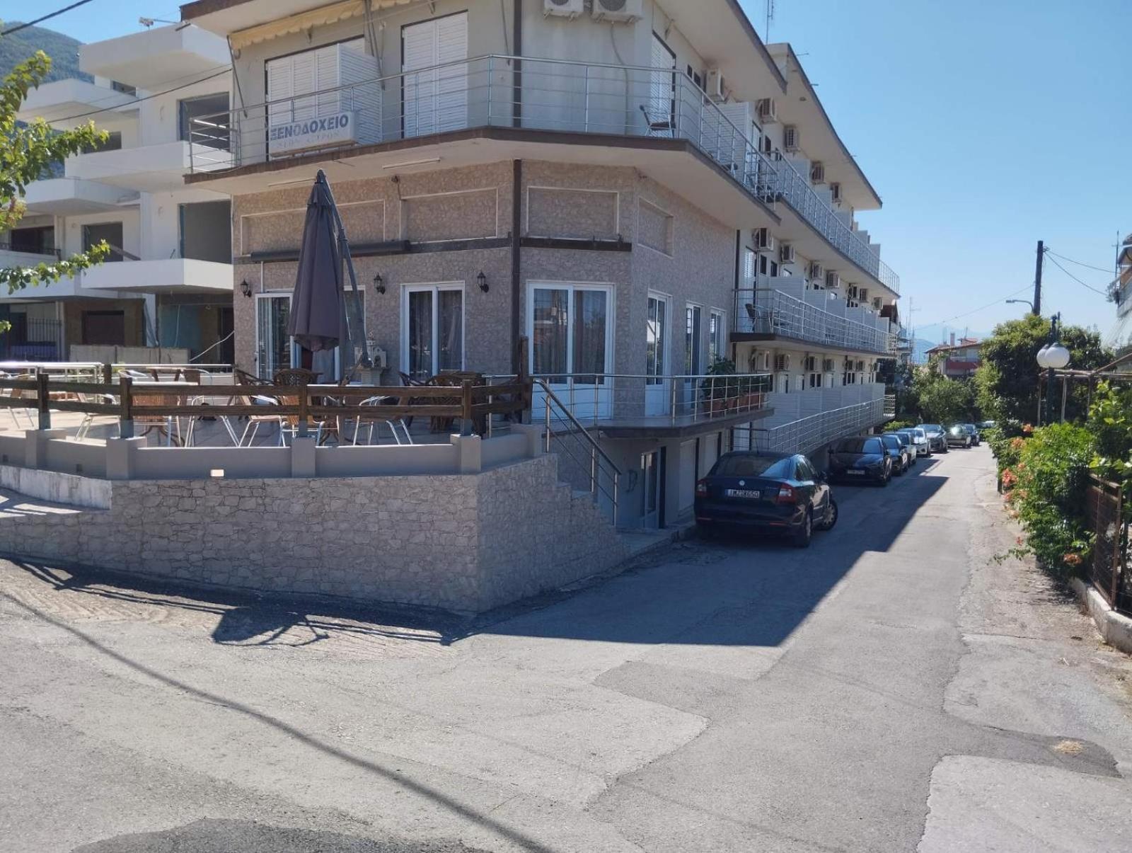 Hotel Neon Astron Kamena Vourla Exterior foto