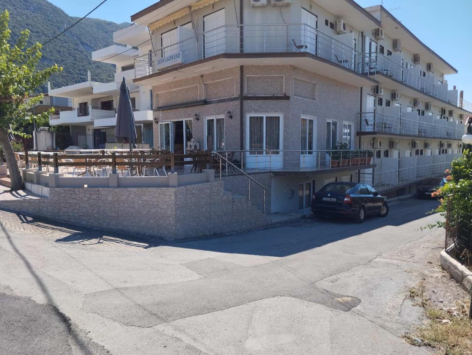 Hotel Neon Astron Kamena Vourla Exterior foto